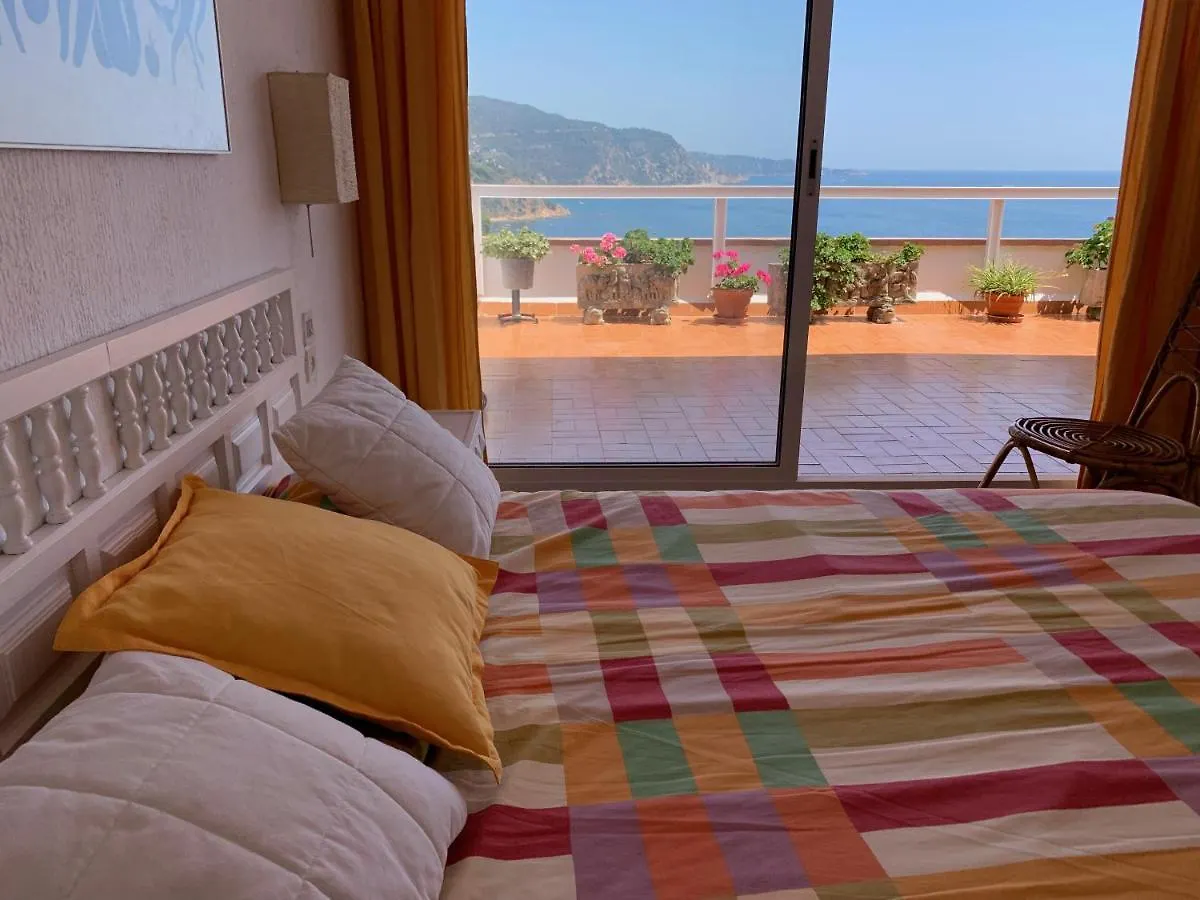 Apartment ⭑ Terrace + Sea Views + Private Beach. What Else? ⭑ Tossa de Mar Spain