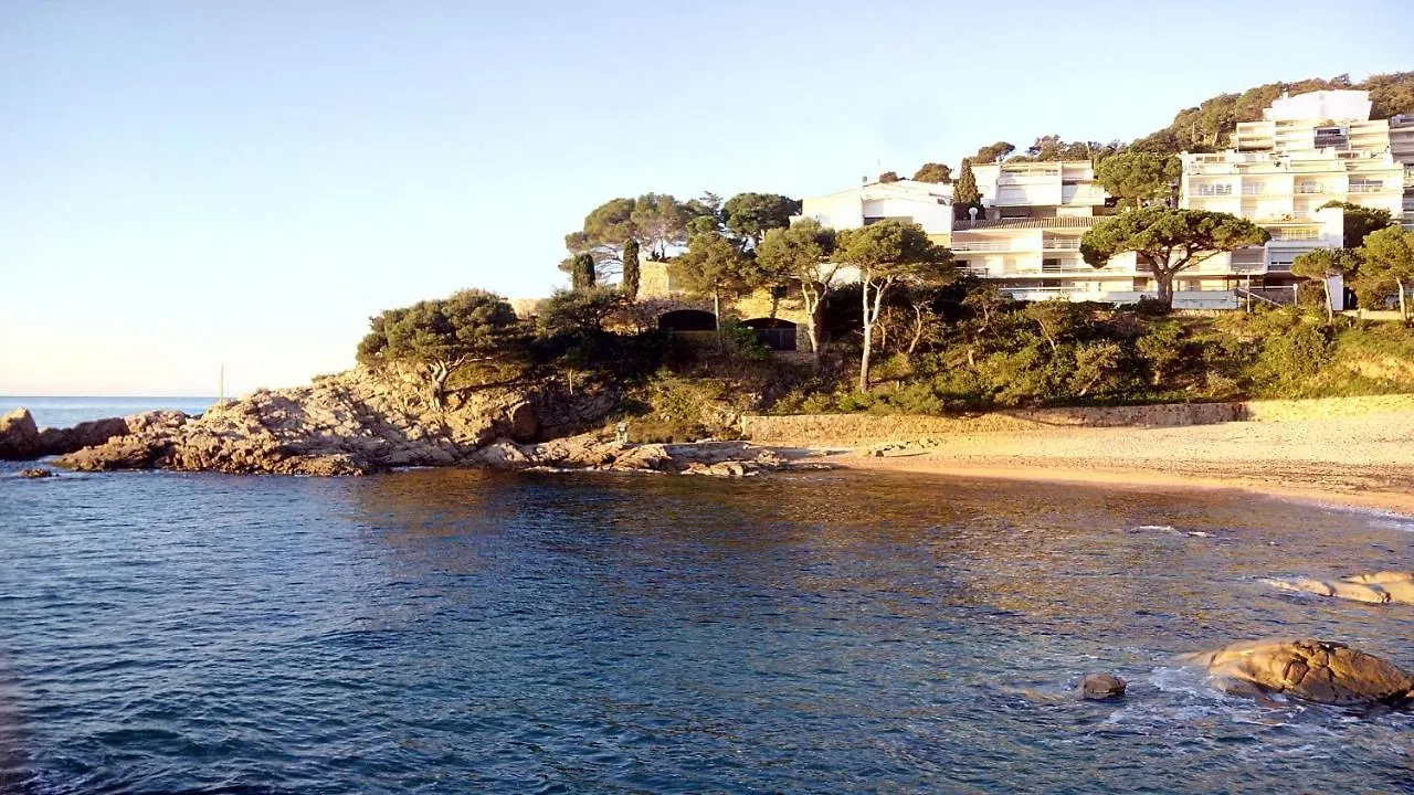 ⭑ Terrace + Sea Views + Private Beach. What Else? ⭑ Tossa de Mar