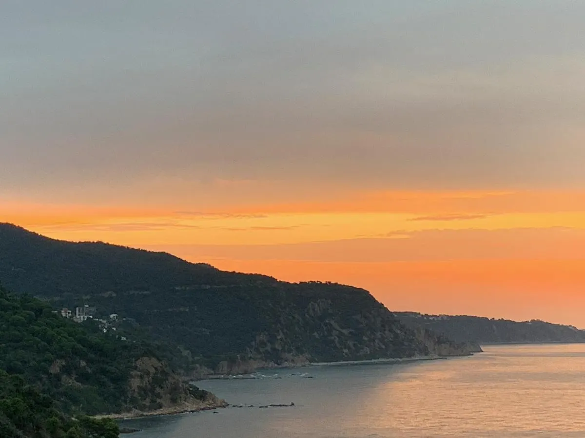 Apartment ⭑ Terrace + Sea Views + Private Beach. What Else? ⭑ Tossa de Mar Spain