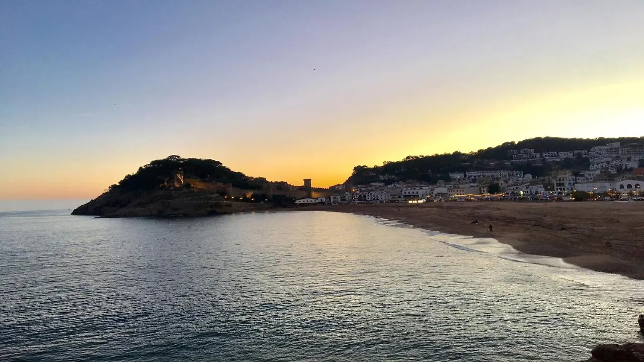 Apartment ⭑ Terrace + Sea Views + Private Beach. What Else? ⭑ Tossa de Mar Spain
